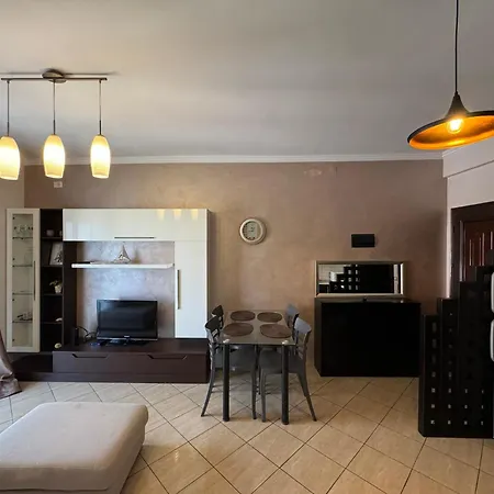 Elegant In Lungomare - N 23 Vlorë