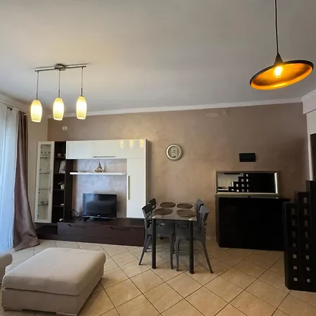 Апартаменты Elegant In Lungomare - N 23 Влёра