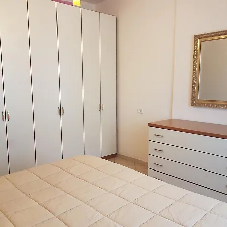Elegant In Lungomare - N 23 Lägenhet Vlorë